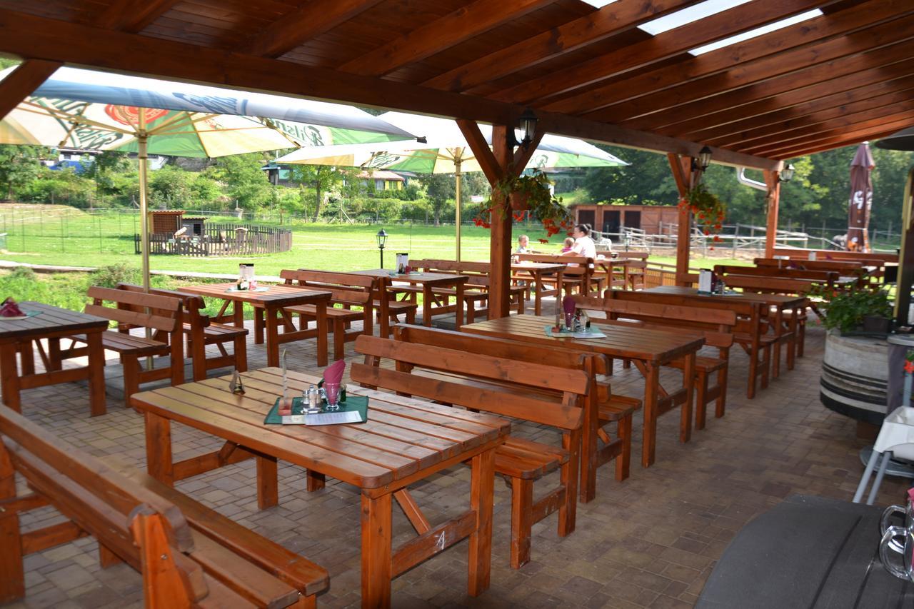 Hotel Podskalni Mlyn Ostopovice Exteriér fotografie