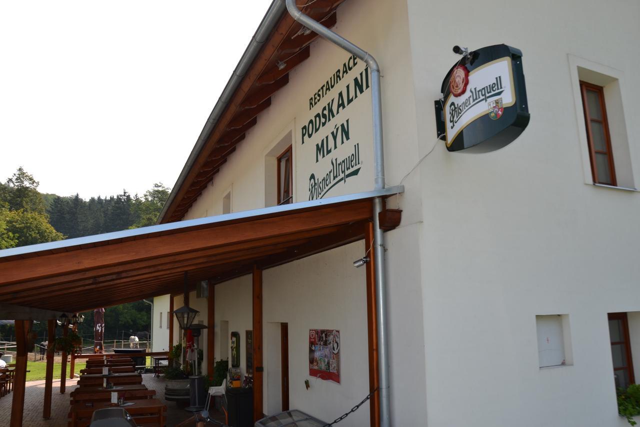 Hotel Podskalni Mlyn Ostopovice Exteriér fotografie